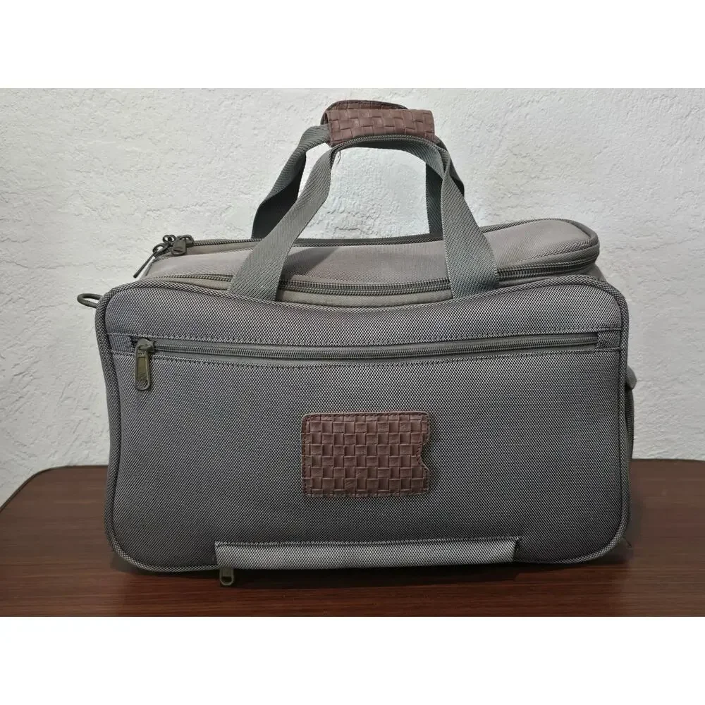 Tommy Bahama Essentials Travel Carry On Overnight Green Canvas Duffle Bag